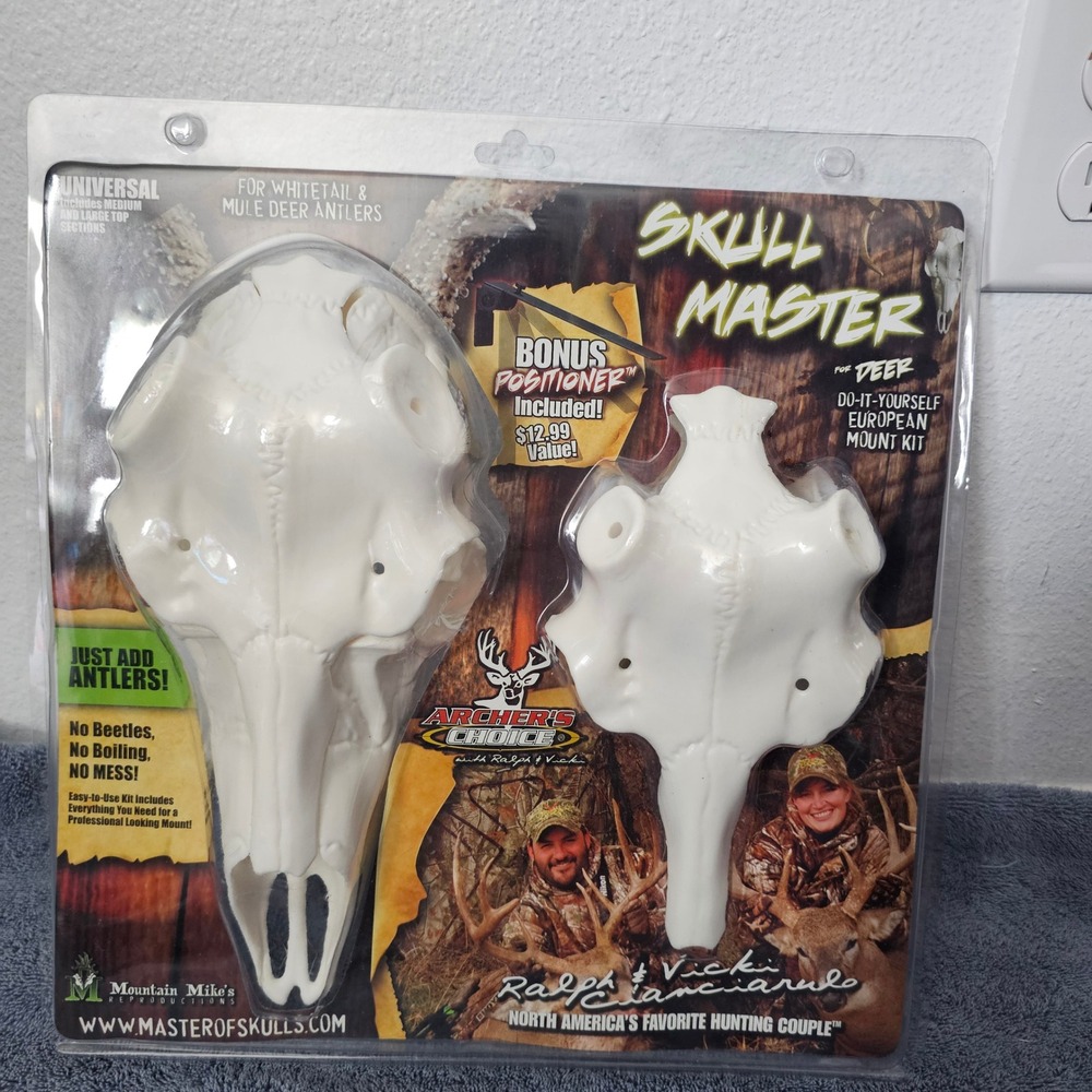 Mountain Mikes Skull Master DIY European Deer Antler Mount Kit White MM-SM-W